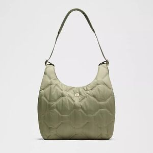*NWT* LULULEMON Quilty Pleasures Bag 5L, Quilted Shoulder Bag, Color - Bay Leaf